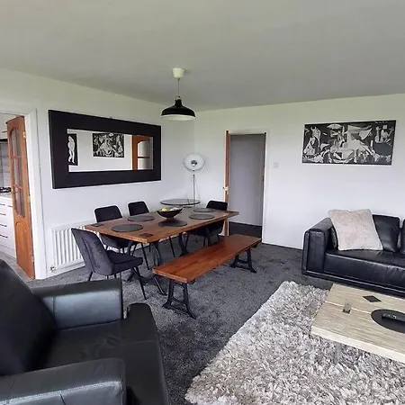 3 Bedroom Apartment With Golf Course View Newcastle upon Tyne Exterior photo