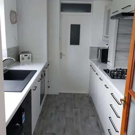 3 Bedroom Apartment With Golf Course View Newcastle upon Tyne Exterior photo