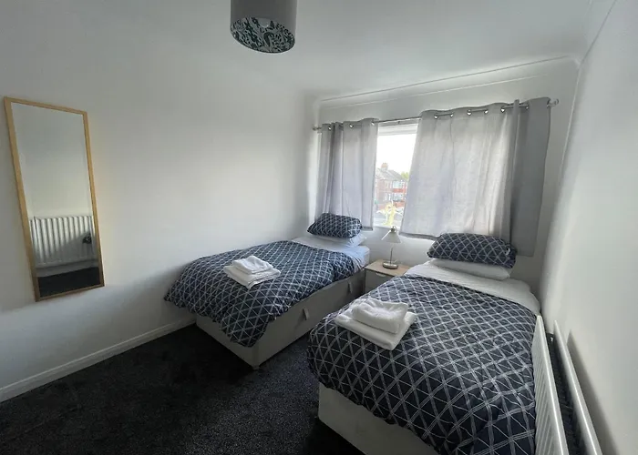 3 Bedroom Apartment With Golf Course View